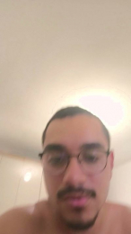 Vermelhox25 webcam cam4 model stream image