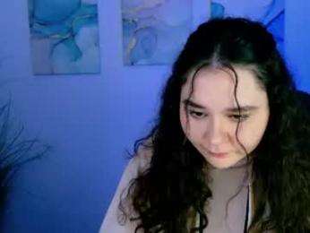 nika_pearl webcam model stream image