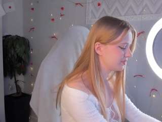 victoori-fox webcam camsoda model stream image