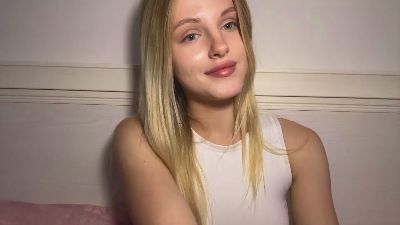 SuWangerin webcam cam4 model stream image