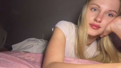 SuWangerin webcam model stream image