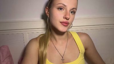 SuWangerin webcam model stream image