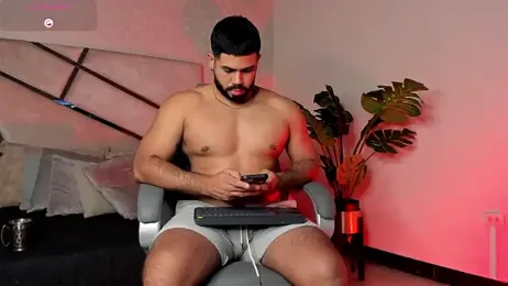 noah_crux webcam model stream image