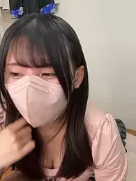 kanami- webcam model stream image
