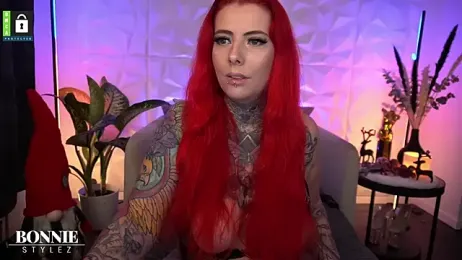 BonnieStylez webcam model stream image