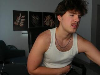 Richard Smiths webcam flirt4free model stream image
