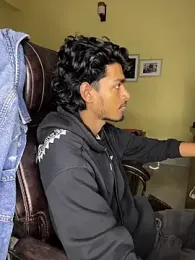 RavenKisses webcam model stream image