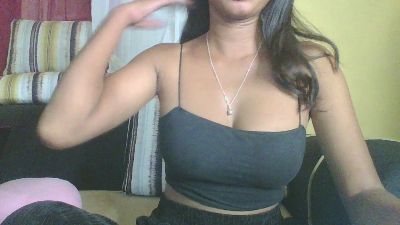 Crystal_bella webcam model stream image