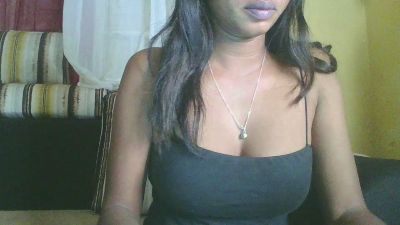 Crystal_bella webcam model stream image