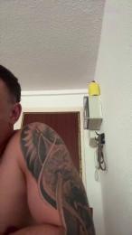 Elyoruga webcam model stream image