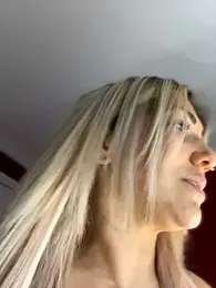 LittleMissEeve webcam model stream image