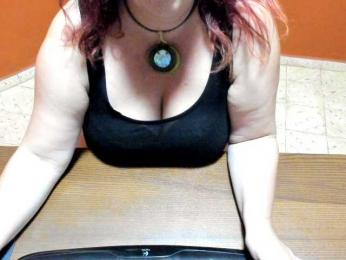 NikkiHollandxxx webcam preview