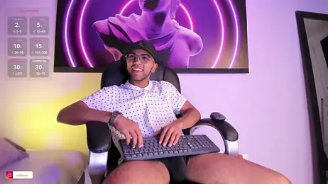Colstorw_ webcam model stream image