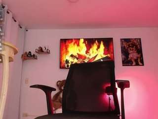 girl-hotbicth webcam model stream image