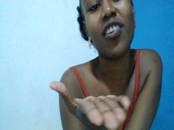 Zinah1 webcam model stream image