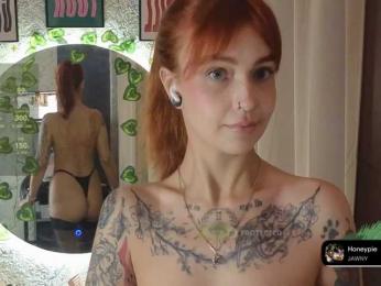 LisLy webcam model stream image