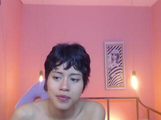 Linda Lopezz webcam model stream image