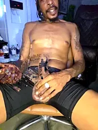 MrLongStroke101 webcam model stream image