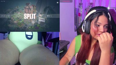 PetiteSofia webcam model stream image