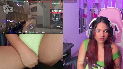PetiteSofia webcam model stream image