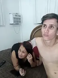 Milfvalesk webcam model stream image