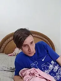 Milfvalesk webcam model stream image