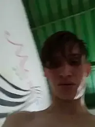 Milfvalesk webcam model stream image