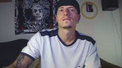 jamesss_ webcam model stream image