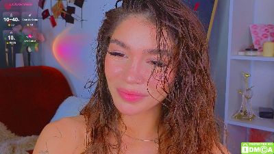 Caroline_Brownn webcam model stream image
