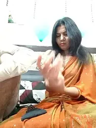 Noughty_lov webcam stripchat model stream image