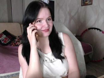 Lizzi-Peach webcam model stream image