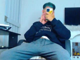 Derryck webcam model stream image