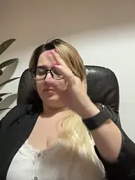 amooraaamoon webcam model stream image