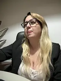 amooraaamoon webcam model stream image