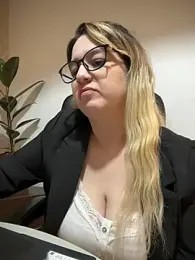 amooraaamoon webcam model stream image