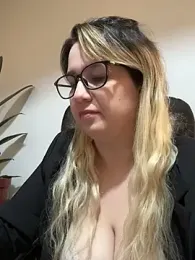 amooraaamoon webcam model stream image