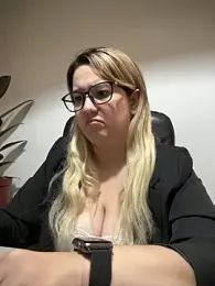 amooraaamoon webcam model stream image