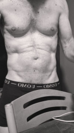 Ossigeno webcam model stream image