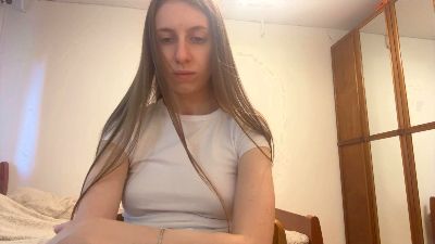 SuEtchells webcam model stream image