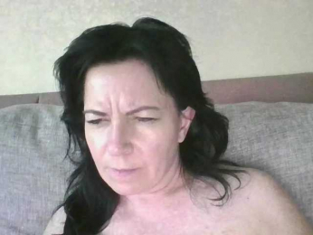 Yuliaa318 webcam model stream image