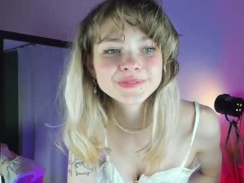 blushmuse webcam model stream image