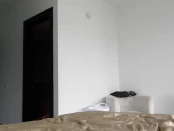 lilyyymonroee webcam model stream image