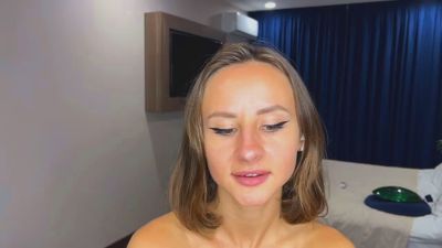 ErnaVella webcam model stream image