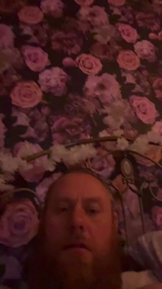 Trave81 webcam model stream image