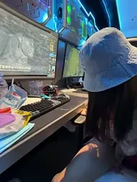 nideanbaby webcam model stream image