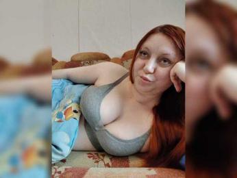 MilfaSguirt webcam bongacams model stream image