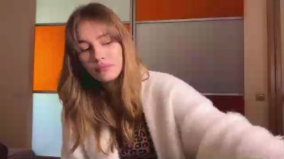 OlivaSpadard webcam model stream image