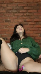 Apriilhot webcam model stream image
