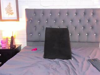 Samantha Fiire webcam model stream image