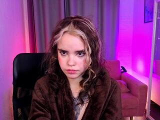 Irene Pagani webcam flirt4free model stream image
